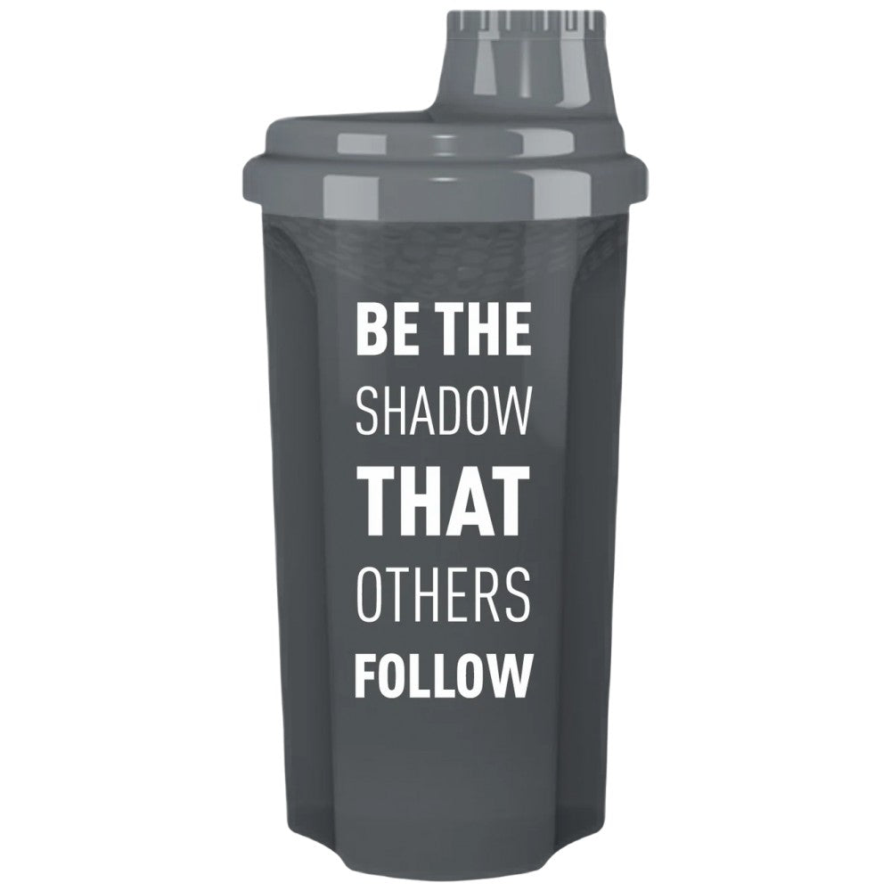 Dy Shaker Grey Byť tieňom 500 ml